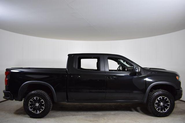 Photo of 2023 Black Chevrolet Silverado 1500
