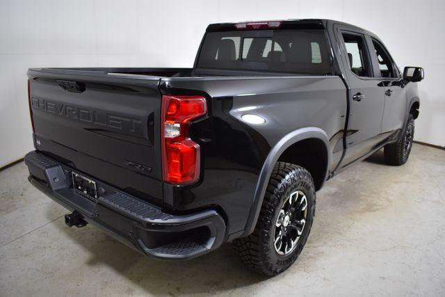Photo of 2023 Black Chevrolet Silverado 1500
