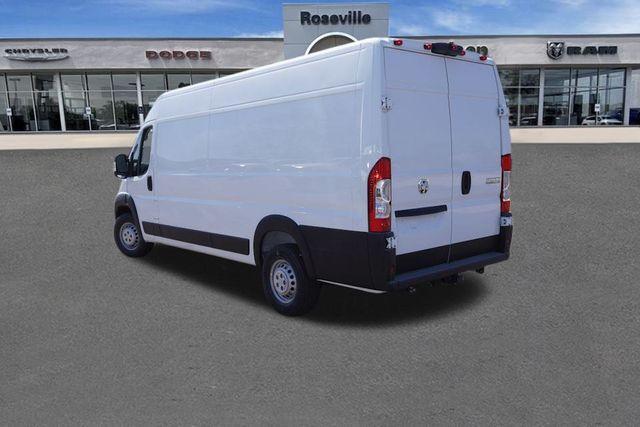 Photo of 2025 Bright White Clearcoat RAM ProMaster 3500