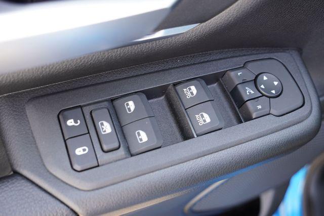Photo of 2025 Hydro Blue Pearlcoat RAM 1500