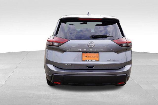 Photo of 2024 Gun Metallic Nissan Rogue