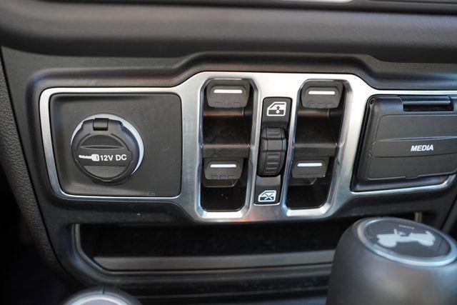 Photo of 2024 Black Clearcoat Jeep Wrangler