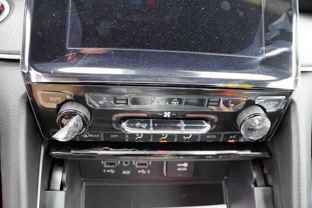 Photo of 2025 Metallic Jeep Grand Cherokee L
