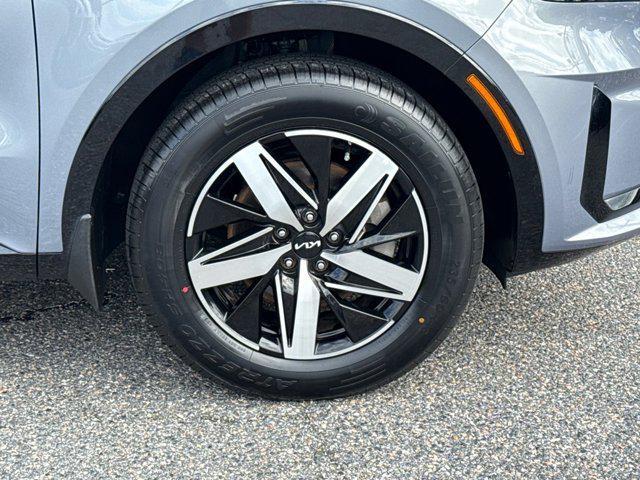 Photo of 2022 Everlasting Silver Kia Sorento
