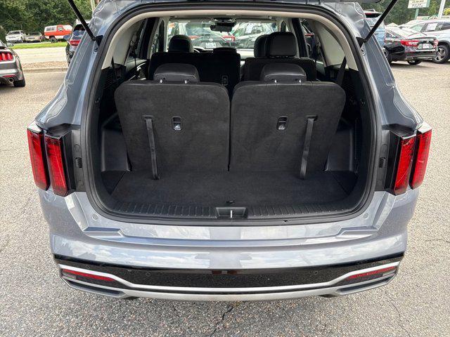 Photo of 2022 Everlasting Silver Kia Sorento