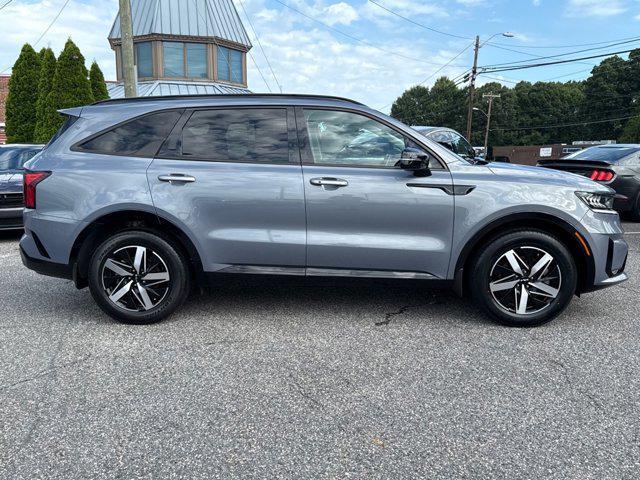 Photo of 2022 Everlasting Silver Kia Sorento