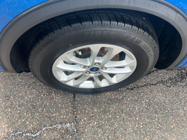 Photo of 2020 Velocity Blue Metallic Ford Escape