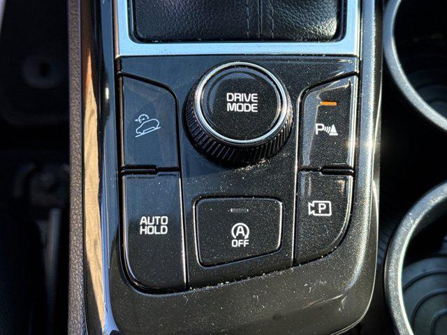 Photo of 2023 Sapphire Blue Kia Sportage