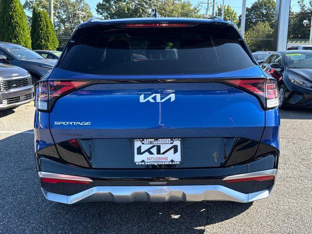 Photo of 2023 Sapphire Blue Kia Sportage