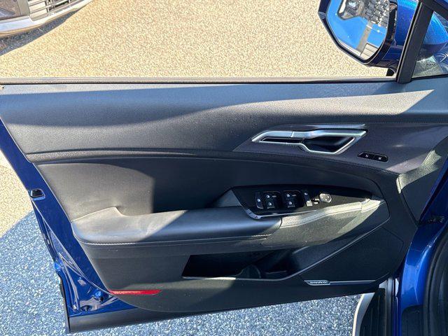 Photo of 2023 Sapphire Blue Kia Sportage