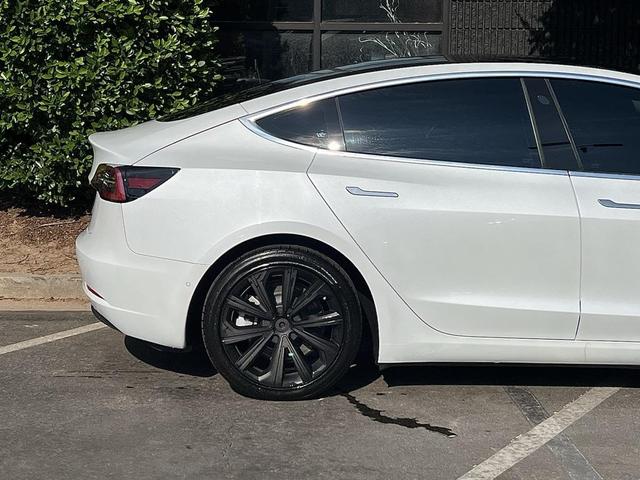 Photo of 2020 Pearl White Multi-Coat Tesla Model 3