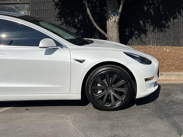 Photo of 2020 Pearl White Multi-Coat Tesla Model 3