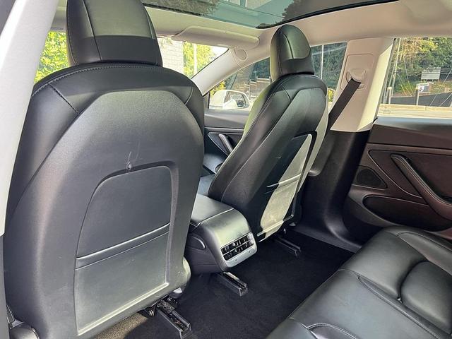 Photo of 2020 Pearl White Multi-Coat Tesla Model 3