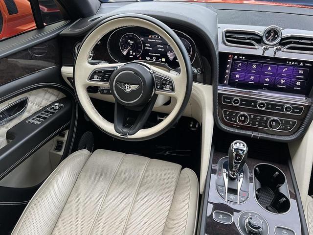 Photo of 2021 Orange Flame Bentley Bentayga