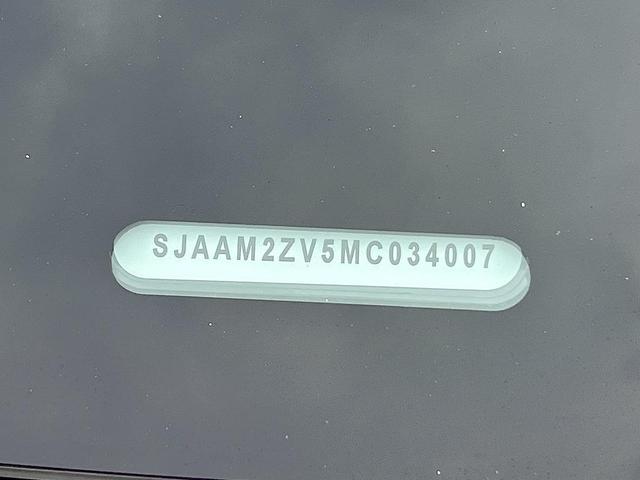 Photo of 2021 Orange Flame Bentley Bentayga