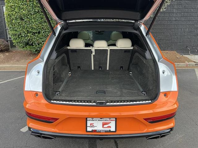 Photo of 2021 Orange Flame Bentley Bentayga