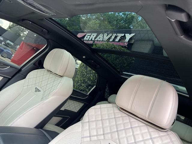Photo of 2021 Orange Flame Bentley Bentayga