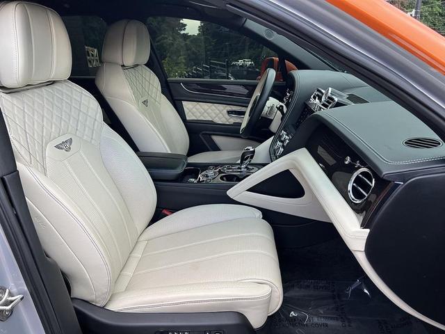 Photo of 2021 Orange Flame Bentley Bentayga