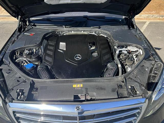 Photo of 2018 Black Mercedes-Benz S-Class