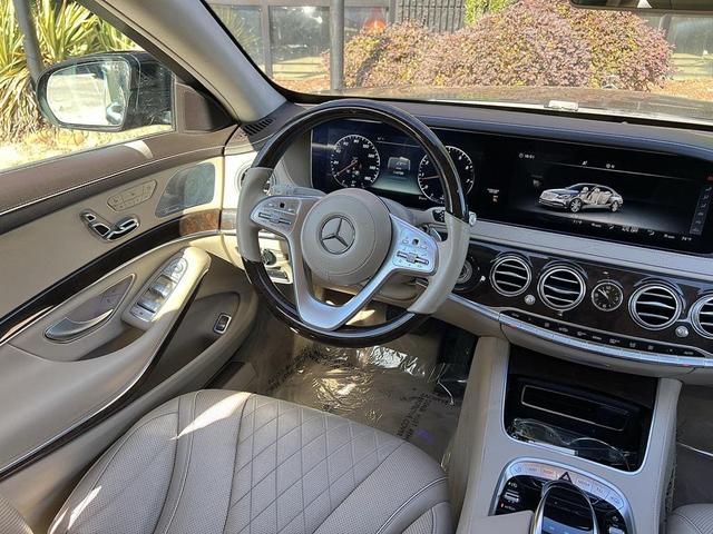 Photo of 2018 Black Mercedes-Benz S-Class