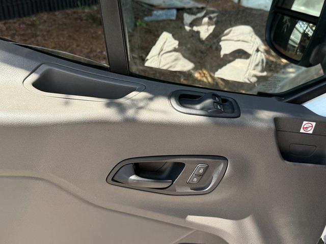 Photo of 2020 Oxford White Ford Transit-250