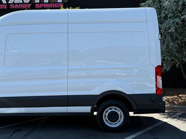 Photo of 2020 Oxford White Ford Transit-250