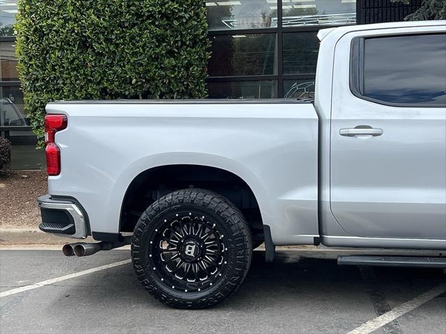 Photo of 2021 Silver Ice Metallic Chevrolet Silverado 1500