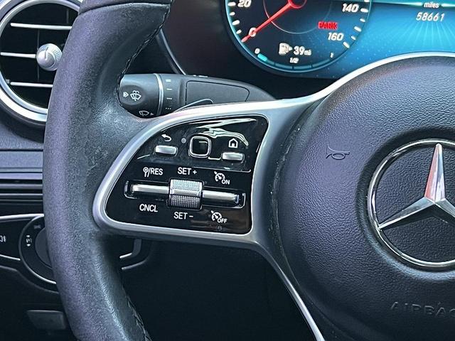 Photo of 2021 Black Mercedes-Benz GLC 300