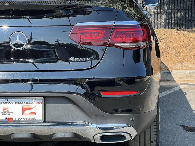 Photo of 2021 Black Mercedes-Benz GLC 300