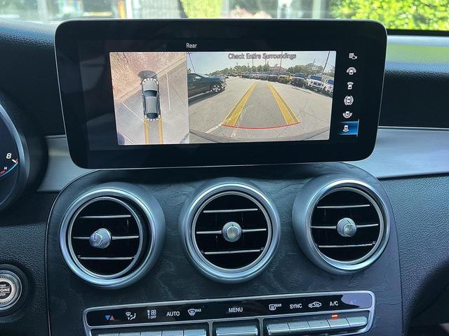 Photo of 2021 Black Mercedes-Benz GLC 300