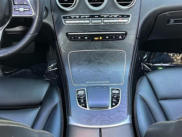 Photo of 2021 Black Mercedes-Benz GLC 300
