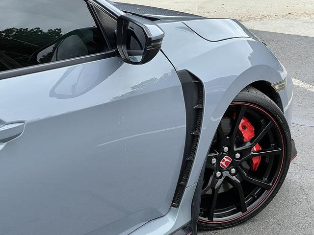 Photo of 2021 Sonic Gray Pearl Honda Civic Type R