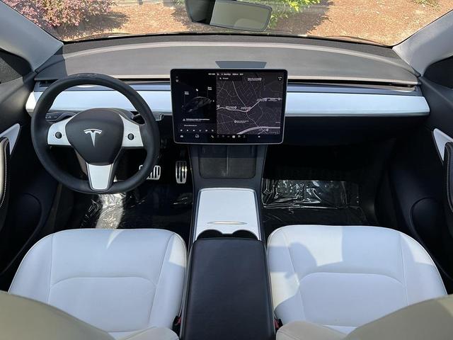 Photo of 2021 Solid Black Tesla Model Y
