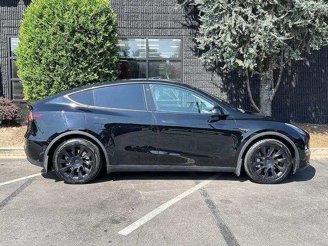 Photo of 2021 Solid Black Tesla Model Y