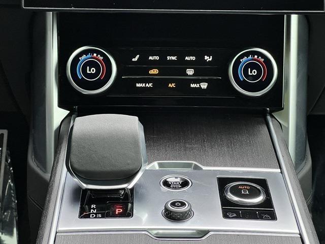 Photo of 2023 Gray Land Rover Range Rover