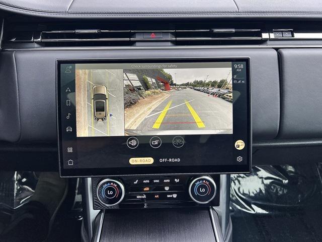 Photo of 2023 Gray Land Rover Range Rover