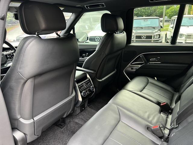 Photo of 2023 Gray Land Rover Range Rover