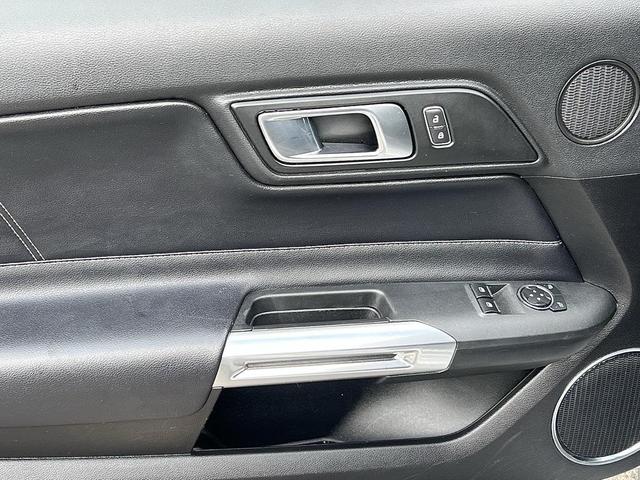 Photo of 2022 ICONIC SILVER METALLIC Ford Mustang