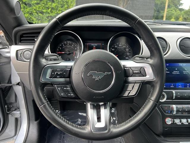 Photo of 2022 ICONIC SILVER METALLIC Ford Mustang