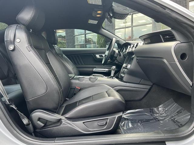 Photo of 2022 ICONIC SILVER METALLIC Ford Mustang