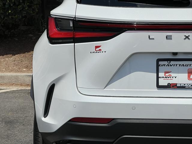 Photo of 2024 Eminent White Pearl Lexus NX 250