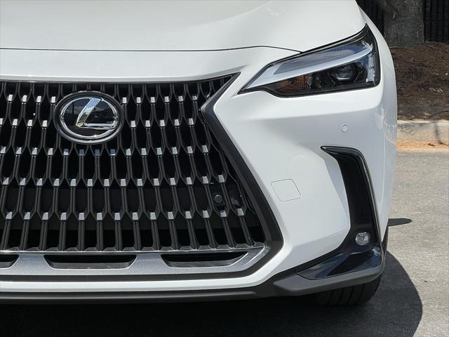 Photo of 2024 Eminent White Pearl Lexus NX 250
