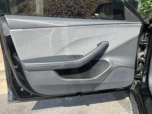 Photo of 2024 Solid Black Tesla Model 3