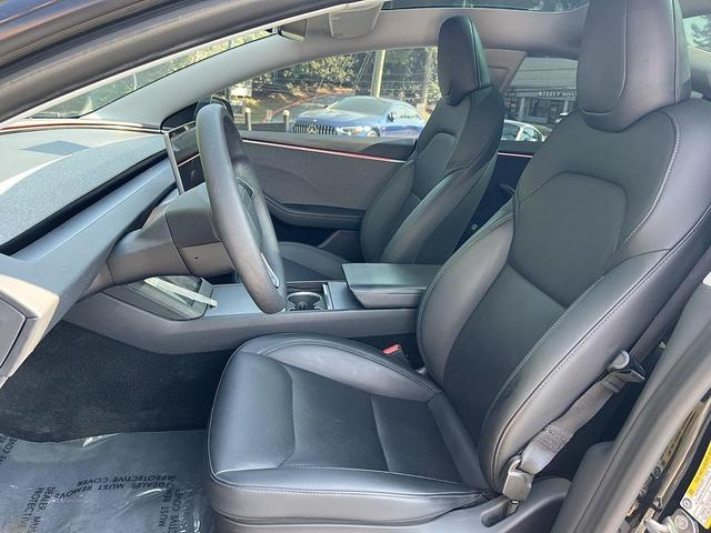 Photo of 2024 Solid Black Tesla Model 3