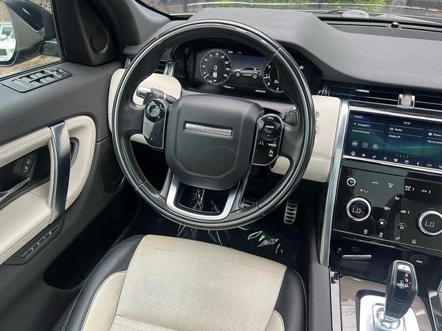 Photo of 2020 Silver Land Rover Discovery Sport