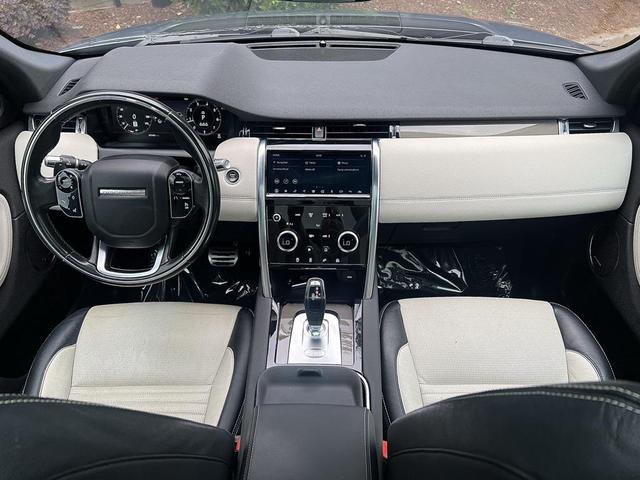Photo of 2020 Silver Land Rover Discovery Sport