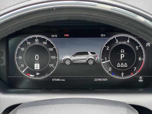 Photo of 2020 Silver Land Rover Discovery Sport