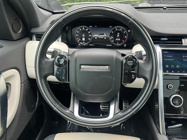 Photo of 2020 Silver Land Rover Discovery Sport