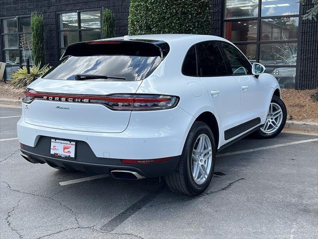 Photo of 2019 White Porsche Macan