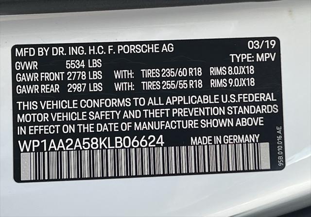Photo of 2019 White Porsche Macan